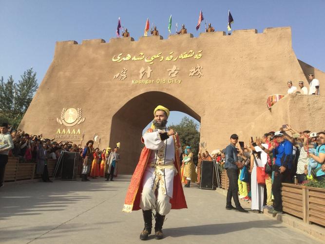 南疆喀什,阿克苏,库车,拜城游玩景点留影