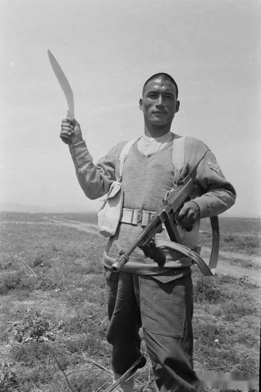 战争的面孔:二战中的廓尔喀雇佣兵与他们的"库克锐"弯刀