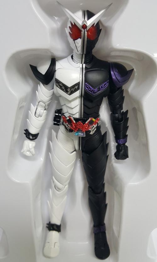 幪面超人 shf 真骨雕 w fang joker