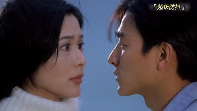 刘德华一直盯着关之琳看把关之琳盯得浑身难受华仔厉害了