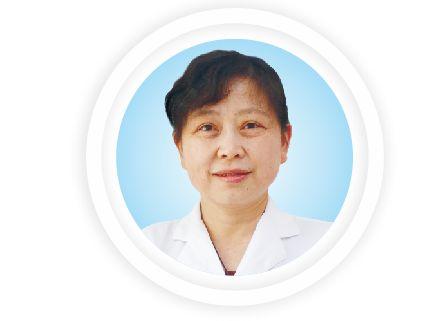 我国著名妇科专家,昆华医院生殖妇科主任冯云教授兴义