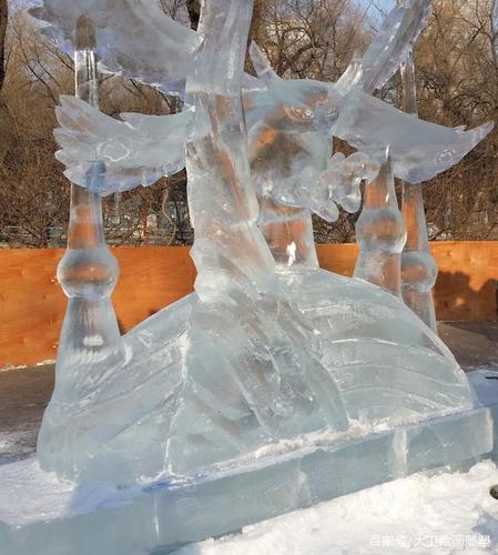 全国专业冰雕比赛作品制作过程2