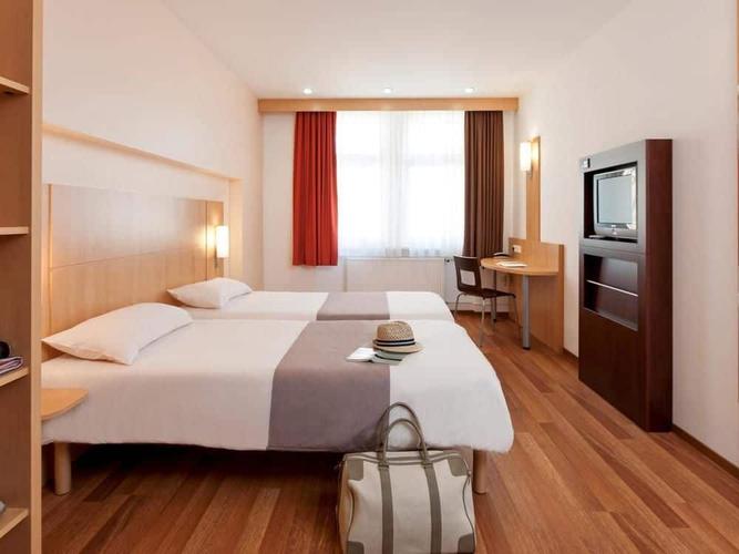 柏林柏林新克尔恩宜必思酒店