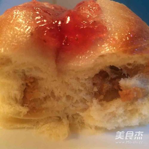 花生酱夹心面包卷