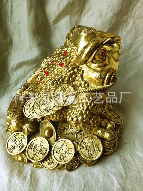 纯铜招财金蟾三脚蟾蜍特三足金蝉天天进财八卦蟾元宝