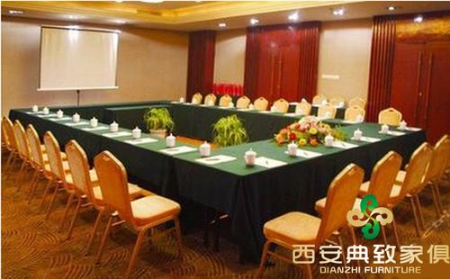 【典致小编】教您会议桌的摆放标准!