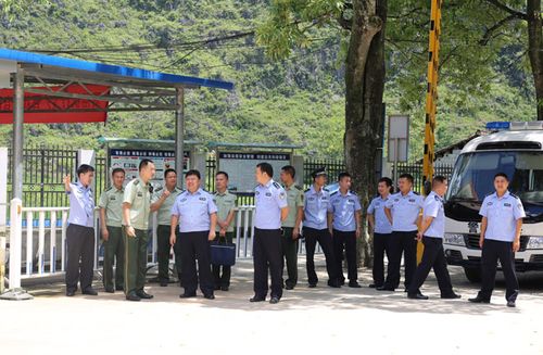 靖西市公安局副局长李华达,占斌以及边防大队,刑侦大队,治安大队等