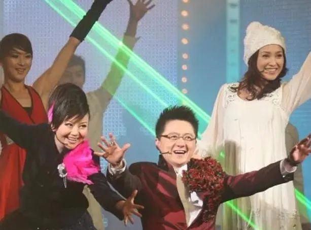 藏不住了上海主持人豆豆离婚了