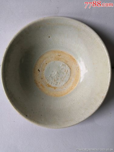 宋代青影瓷碗高6宽15公分