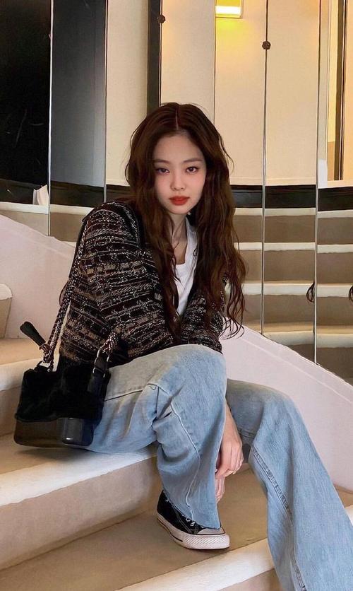 骨感美已经过时jennie把纯欲风带火大写的持靓行凶