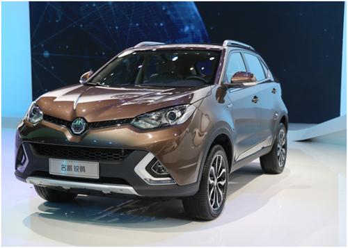 mg高性能中级suv名爵锐腾,igs智能驾驶汽车同台亮相