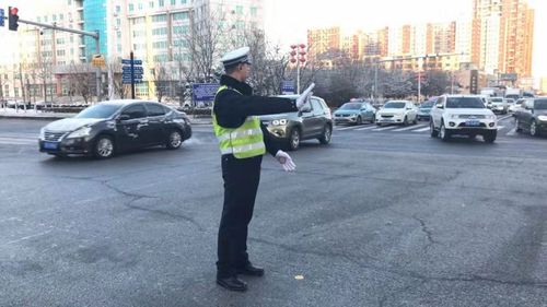 抚顺交警支队全力做好强雨雪恶劣天气交通管理工作