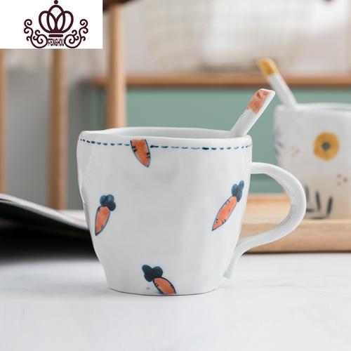 封后燚坊手捏创意手工小清新马克杯牛奶杯陶瓷杯带勺胡萝卜小花咖啡杯