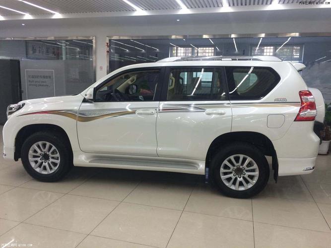 汽车江湖网 普拉多 > 17款霸道2700中东版配置天津港现车价格