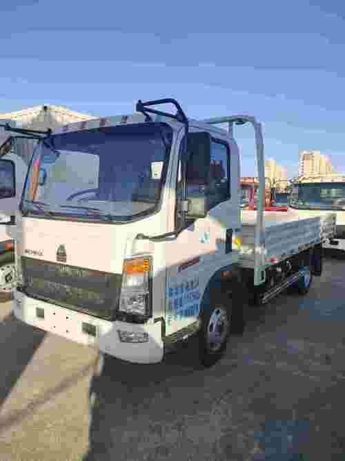 青岛重汽豪沃轻卡4.2米多少钱零首付分期城阳信息推荐