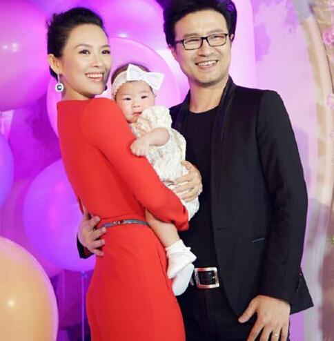 可怜的撒贝宁就这样让章子怡做了一次备胎,直到某一天她遇到了汪峰