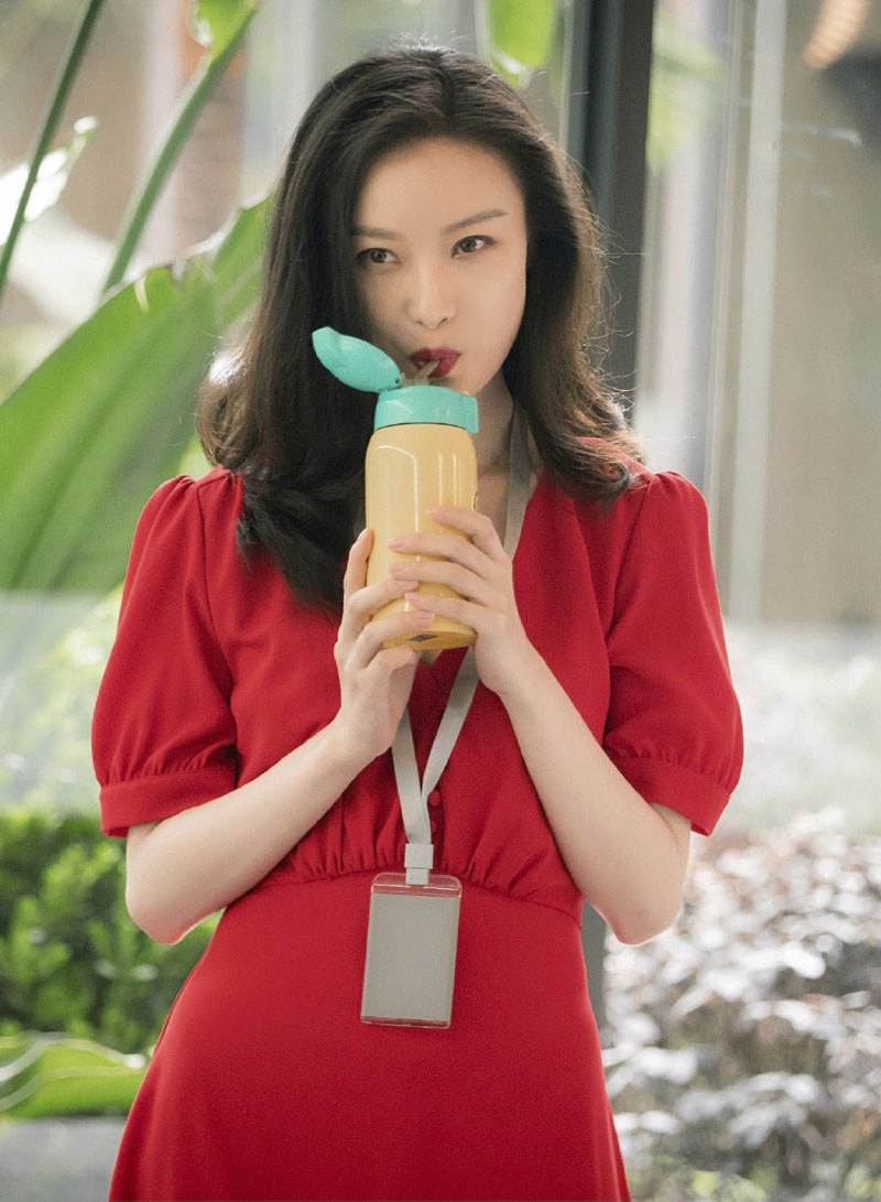 倪妮的职场穿搭太好磕了,想要朱锁锁的衣帽间!