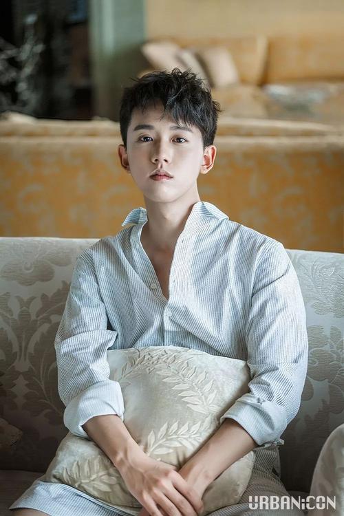 张耀行走在城市之间的新绅士