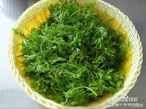 胡萝卜叶,又叫胡萝卜樱子,味辛,甘,性平.理气止痛,利水.