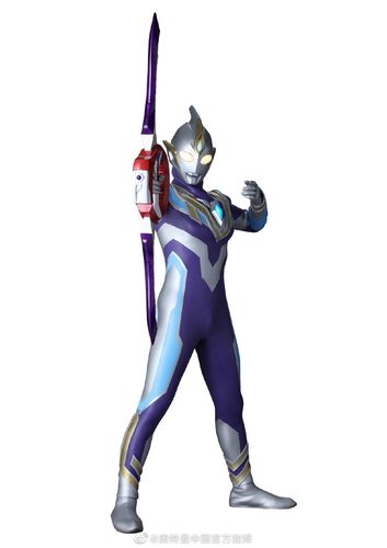 特利迦奥特曼能够变化形态成为偏重敏捷的空中型.