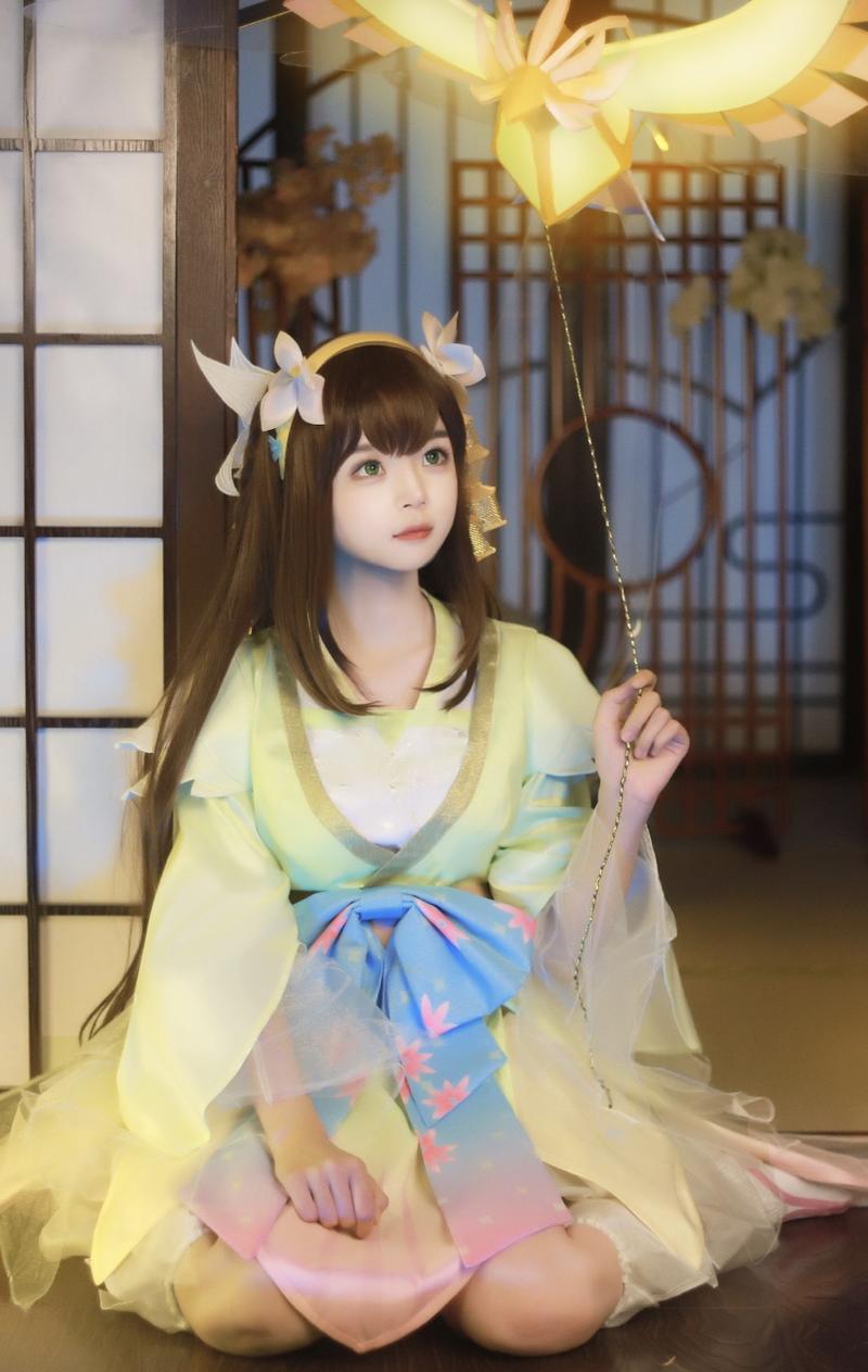 原创cosplay娜可露露晚萤皮肤,实在是太像了,完完全全就是一样的