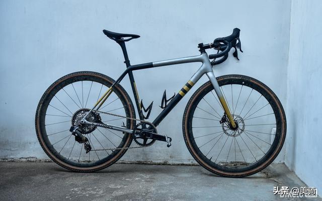 什么aethos能越野了闪电全新crux全地形公路车试骑