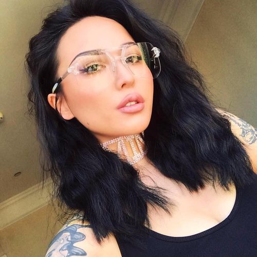 elva,一个女人能经营好自己才能经营好自己的事业 | 日常出街欧美妆