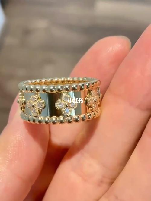 梵克雅宝万花筒戒指_戒指_万花筒_梵克雅宝怎么样_黄金_梵克雅宝戒指