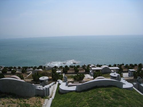 大鹏湾华侨墓园