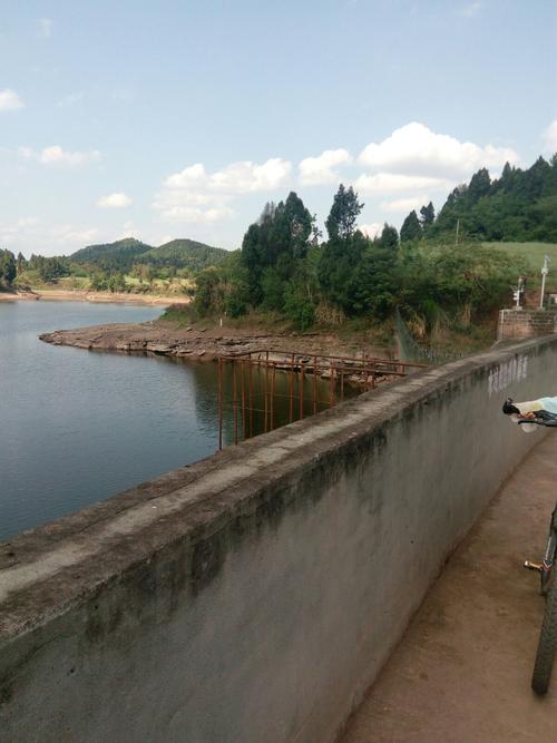 乐至十里河水库