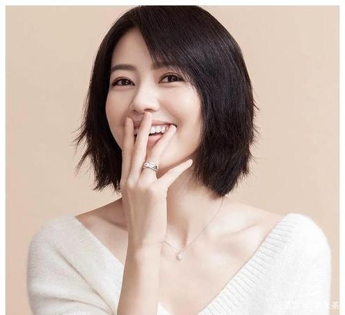 适合留短头发的女明星,郭采洁短发模样让男生荷尔蒙飙升