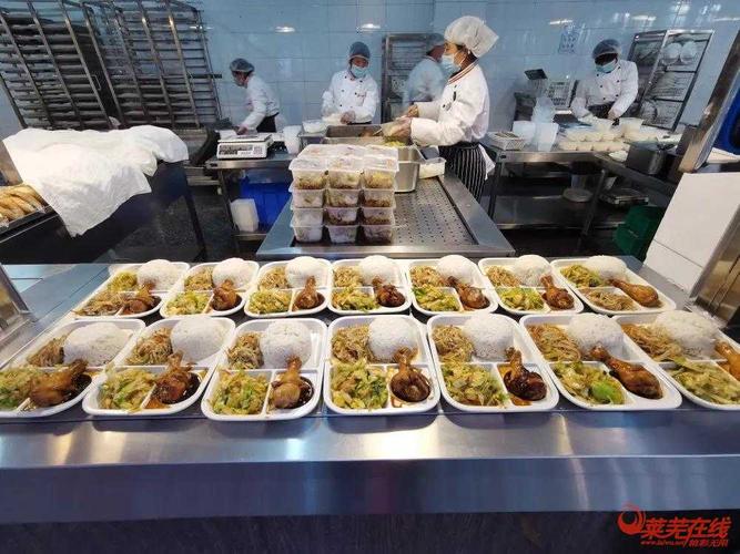 莱芜一中食堂,不孬