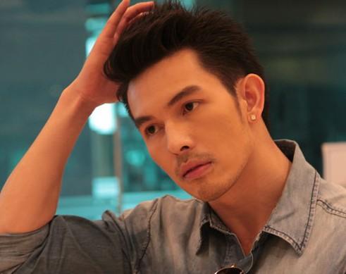 阿提查·春那侬,1981年2月20日出生于泰国曼谷,泰国影视演员.