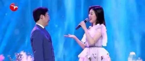 罕见廖昌永携手廖敏冲父女合唱蝴蝶泉边牧歌值得一听