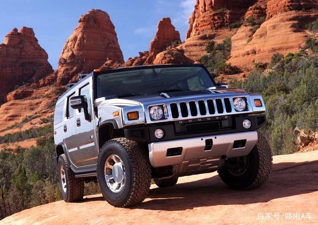 硬派越野车鼻祖,采用6.2排量v8发动机,堪称公路巨无霸