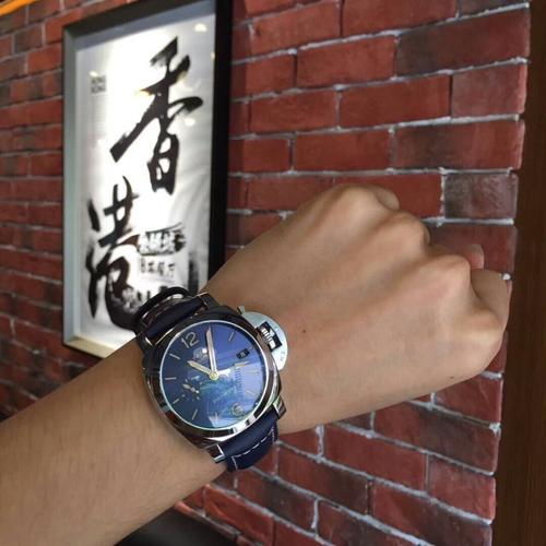vs沛纳海pam688,gmt时间!男女都适合佩戴的骚蓝款式,42mm直径!