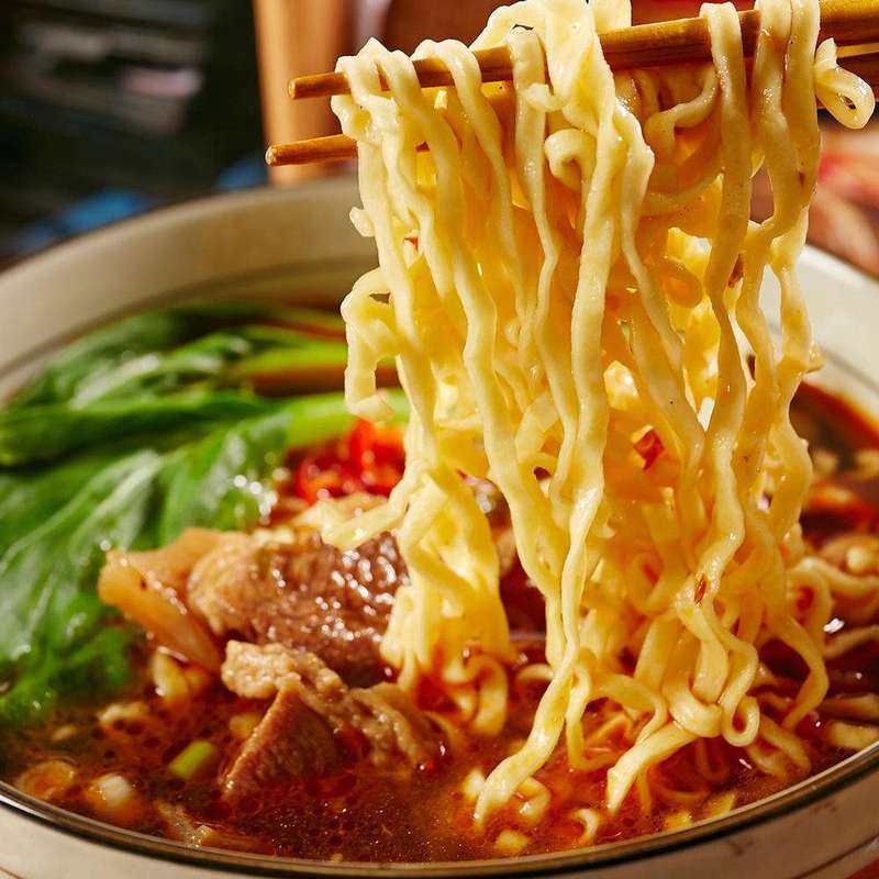 中国方便面海外买家翻倍,这么美味的食物谁不想来上一口呢