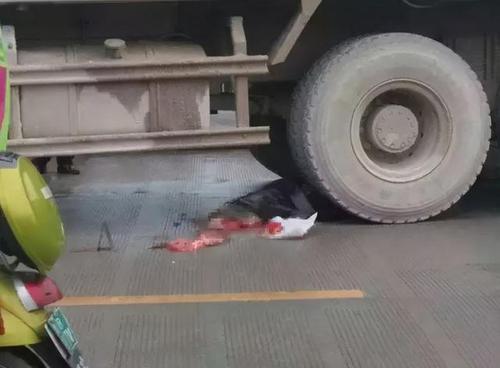 广西女子被大货车碾压身亡,车轮上还有类似脑浆