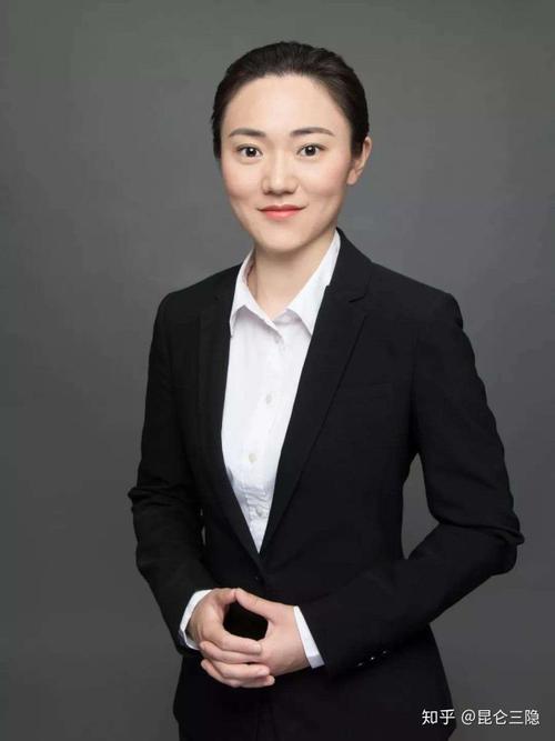 最开始女性基金经理只是在指