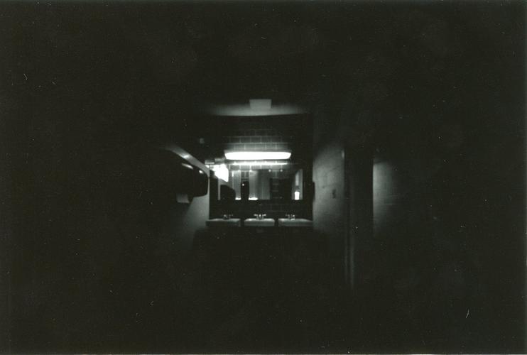 小孔成像 (pinhole)