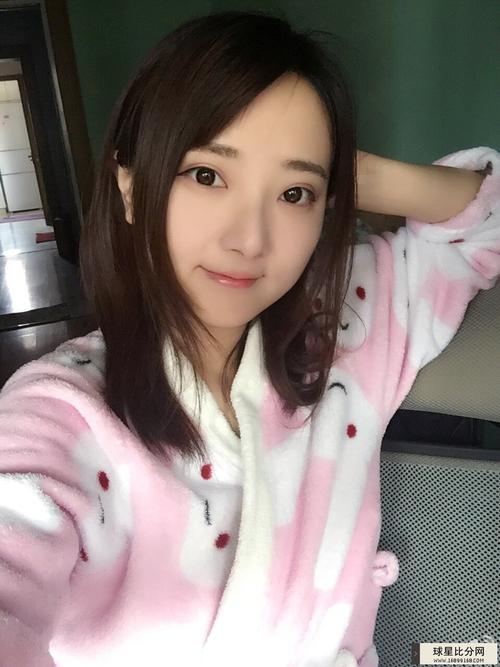 dota2电竞女解说沐沐