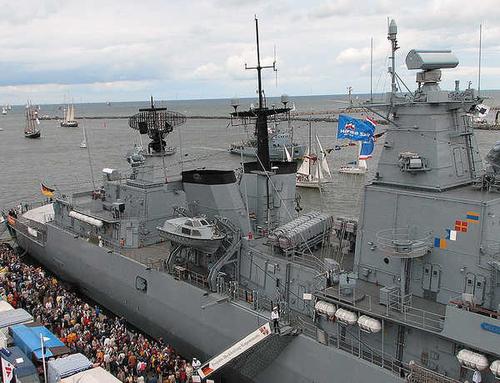 以计划名称之为f-123型)是德国联邦国防军海军隶下的多用途导弹护卫舰