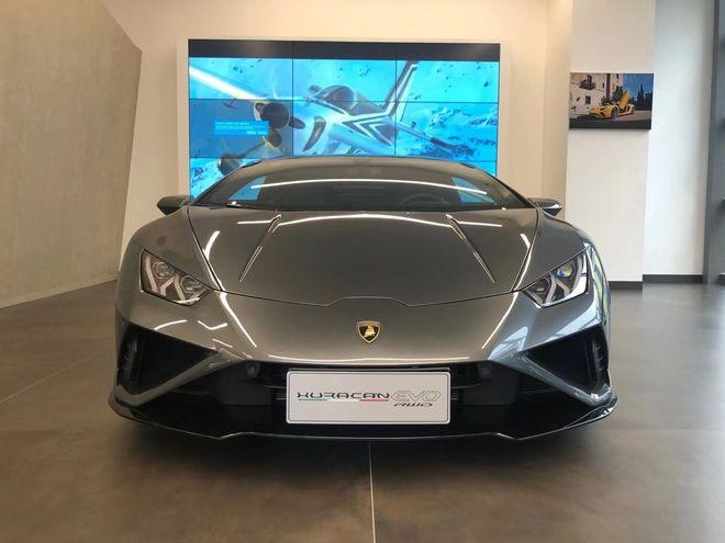 22款兰博基尼evo两门两座硬顶跑车