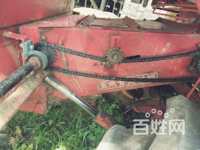 【搞定了!】收割机玉米割台