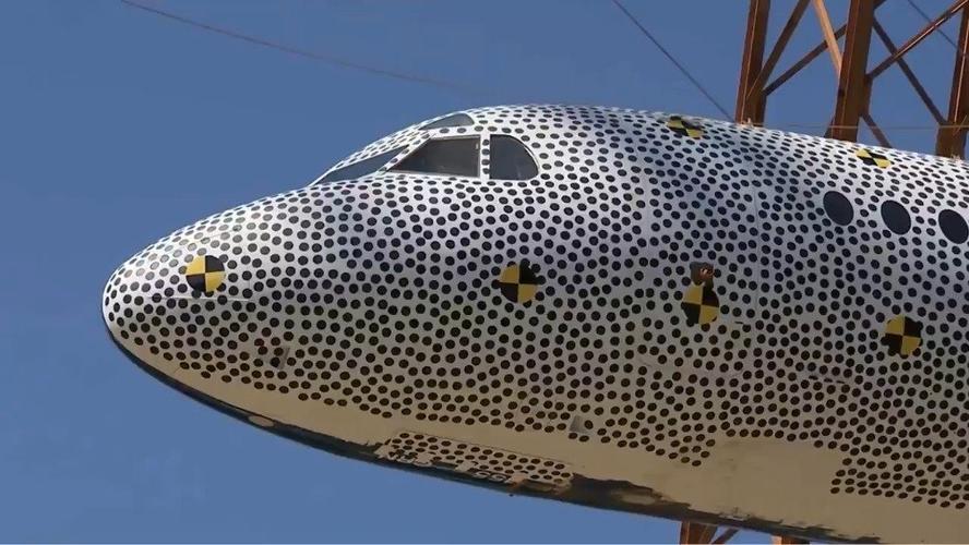 nasa 飞机坠毁测试,密恐勿入