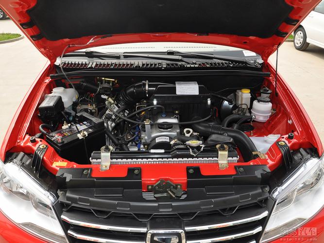 众泰t200 2013款 1.3mt都市型--发动机外观 / 106