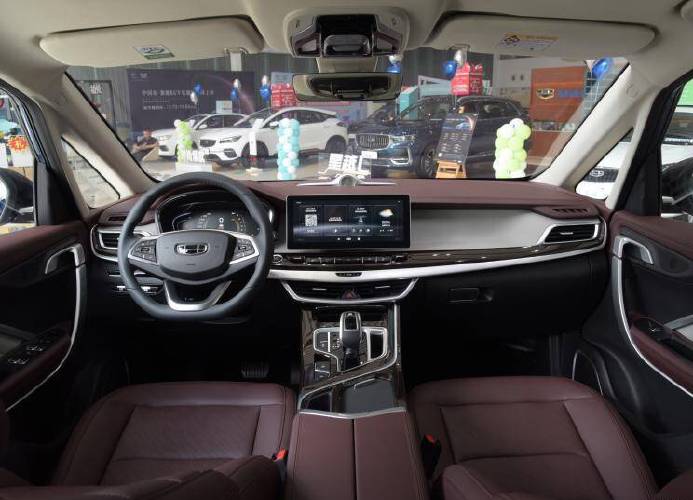 满满诚意 吉利嘉际白金款部分配置曝光