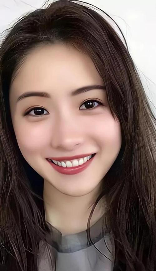 日本樱花女神石原里美笑起来真的好好看