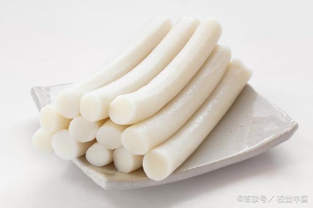 今日菜谱:酒酿圆子,青菜炒年糕