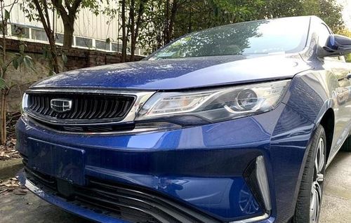 2020款吉利帝豪gl或近期上市比传祺ga4大方配slif限速标志识别